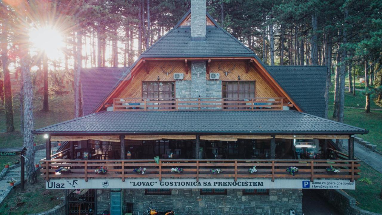 ホテル Prenociste/Restoran Lovac Bihać エクステリア 写真
